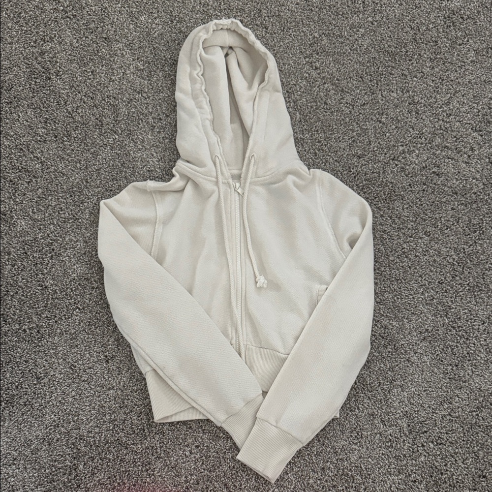 American Eagle cream zip up hoodie